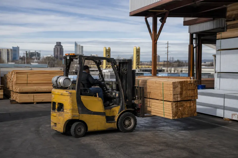 Sacramento forklift dealers and material handling equipment