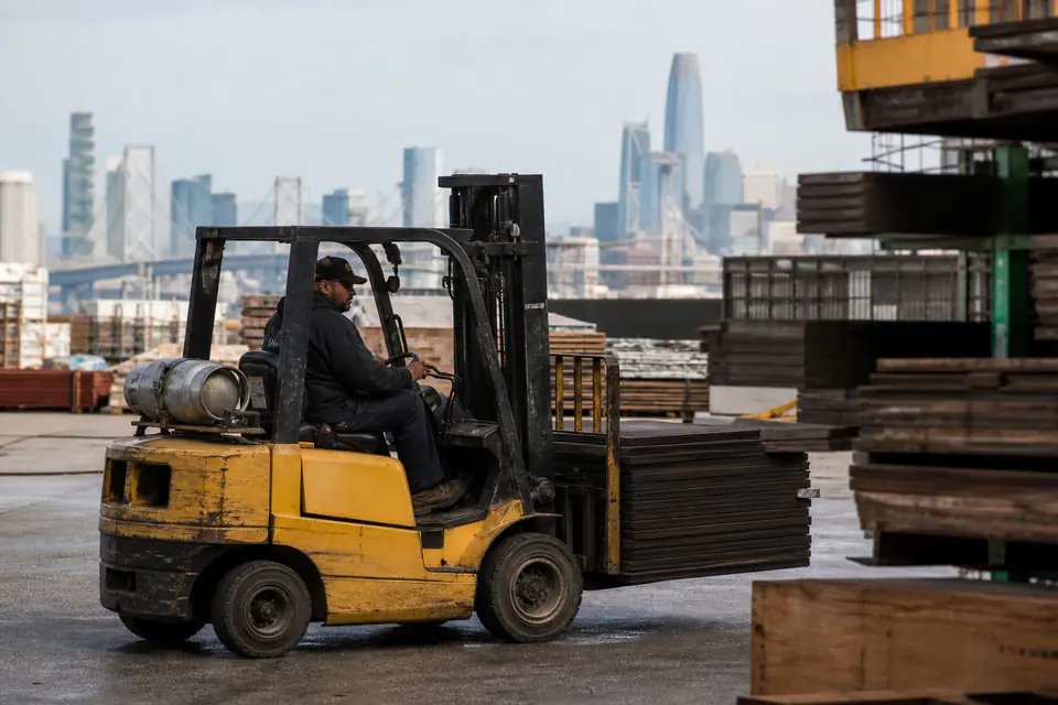 San Francisco Bay Area forklift dealers and material handling equipment