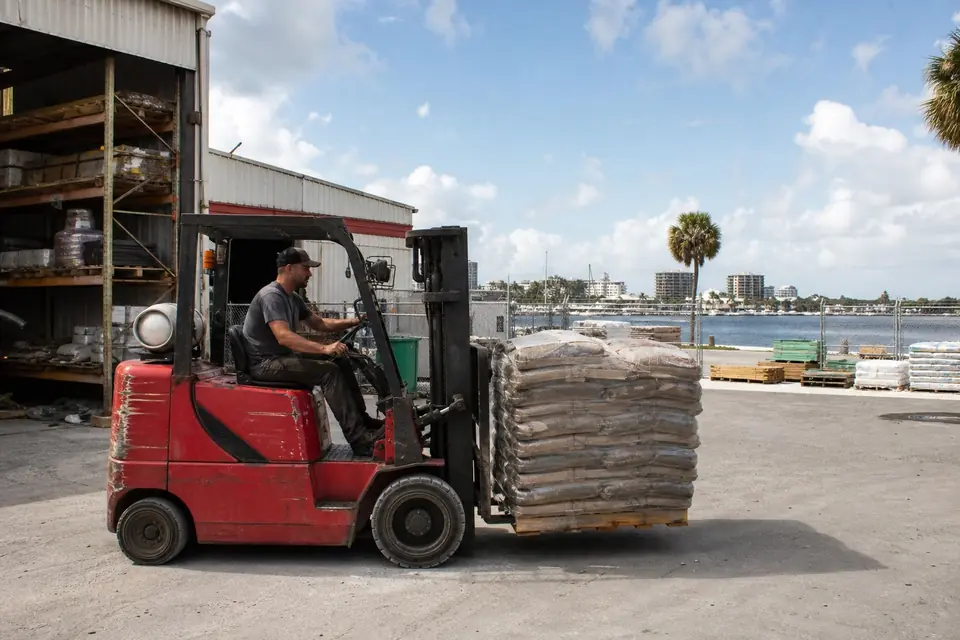 Palm Bay-Melbourne forklift dealers and material handling equipment