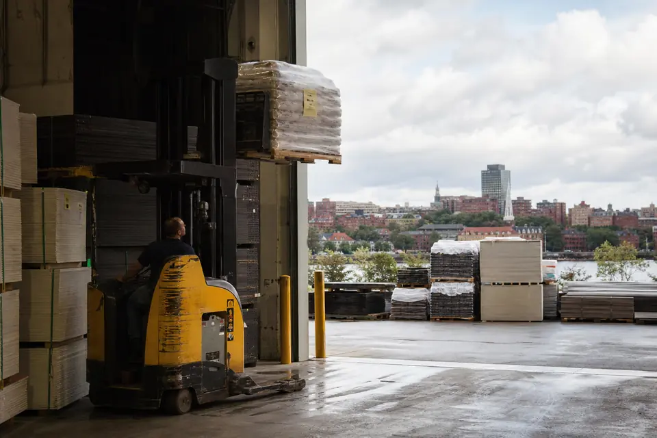 Manchester-Nashua forklift dealers and material handling equipment