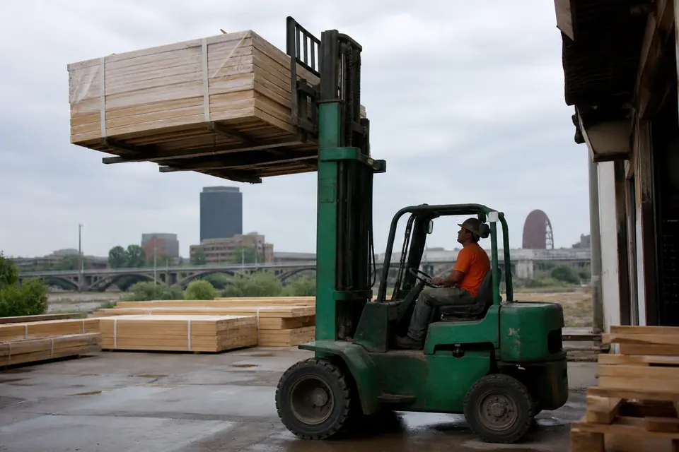 Rochester forklift dealers and material handling equipment
