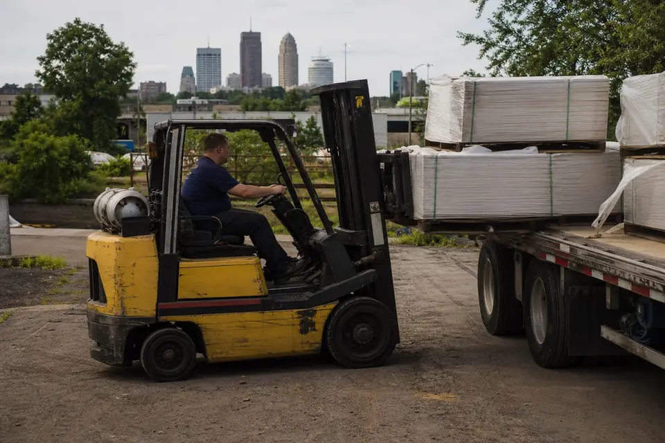Akron forklift dealers and material handling equipment