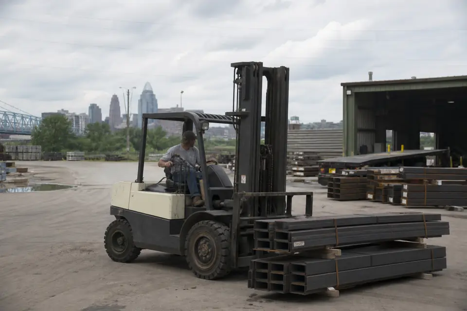 Cincinnati forklift dealers and material handling equipment