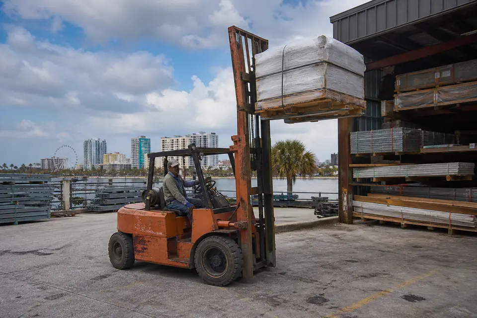 Myrtle Beach forklift dealers and material handling equipment